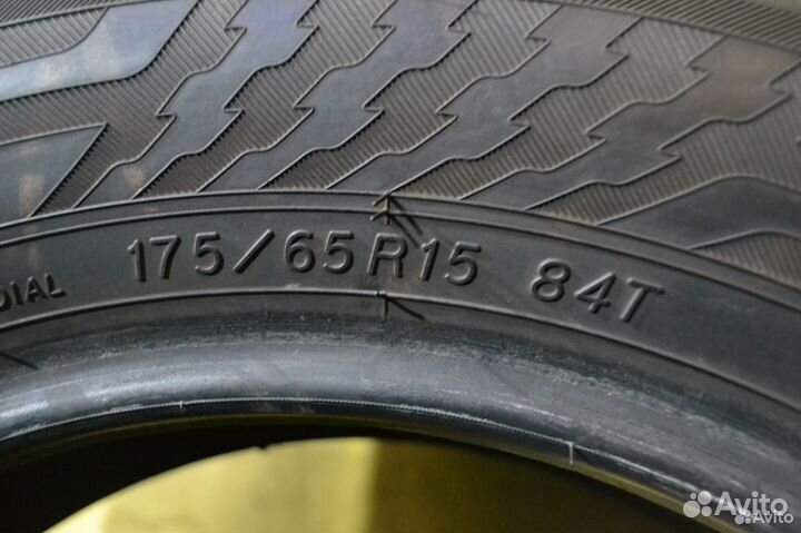 Yokohama Ice Guard IG35 175/65 R15