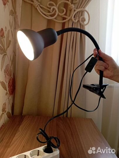 Лампа настольная