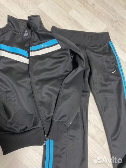 Костюм спортивный nike