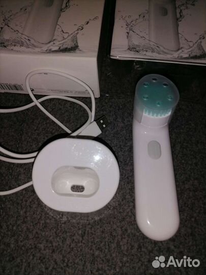 Clinique щётка для умывания