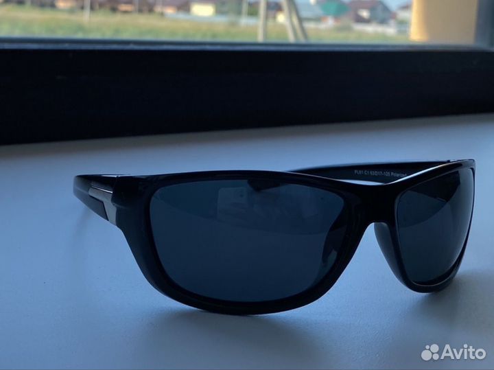 Солнцезащитные очки