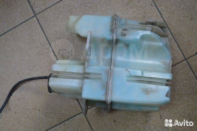 Бачок омывателя Вольво XC70 S60 V70 S80