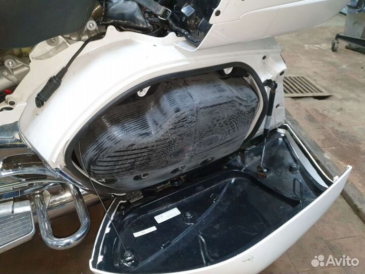 Корпус сабвуфера goldwing honda