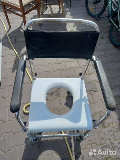 Инвалидный стул