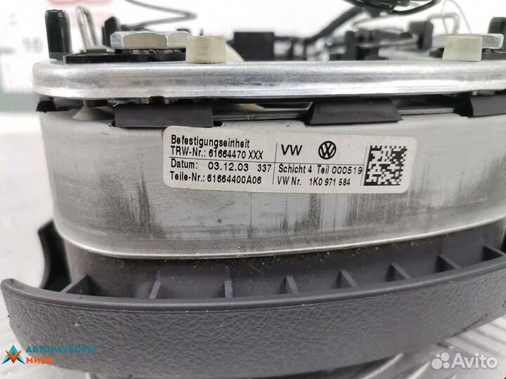 Подушка безопасности Volkswagen Golf 4 2004