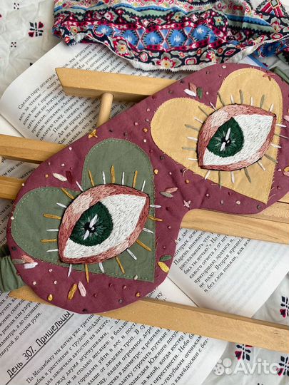 Глазастая маска для сна