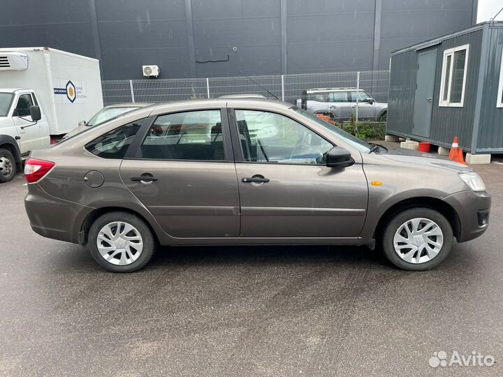 LADA Granta 1.6 МТ, 2017, 102 000 км