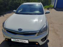 Kia Rio X-Line 1.4 AT, 2018, 84 000 км, с пробегом, цена 1 320 000 руб.