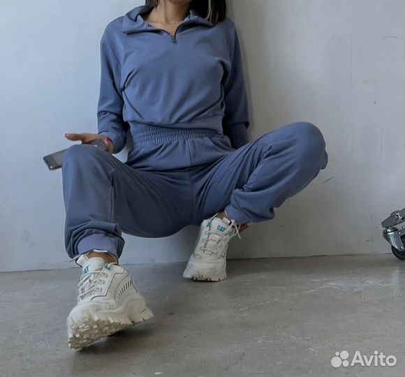 Костюм спортивный женский