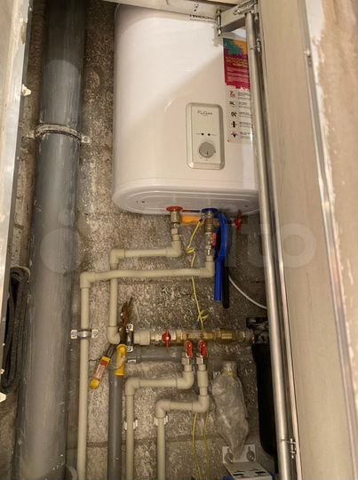 2-к. квартира, 67,4 м², 2/5 эт.