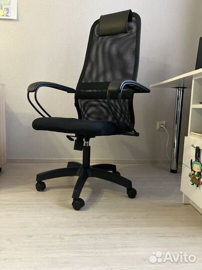 Компьютерное кресло