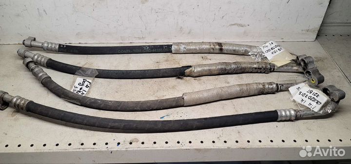 Шланг кондиционера 1J0820721S 1.4 Bora Golf Octav