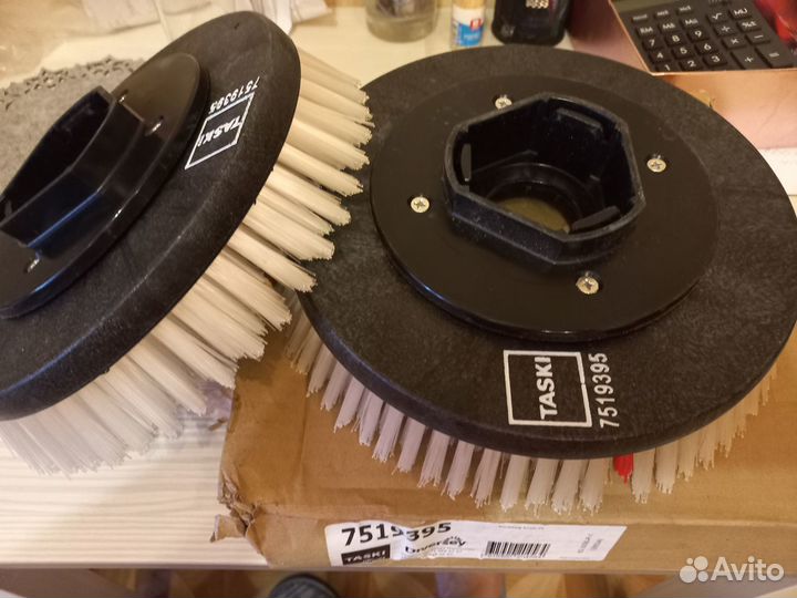 Щетки на поломоечную машину Taski