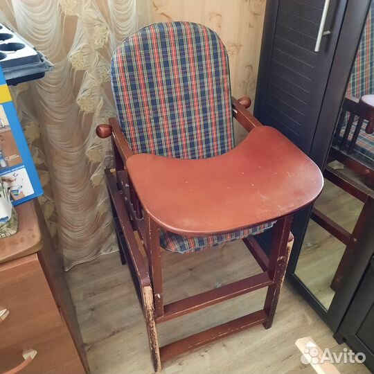 Стульчик для кормления