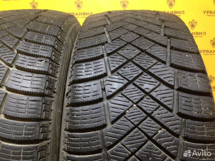 Pirelli Ice Zero 205/55 R16