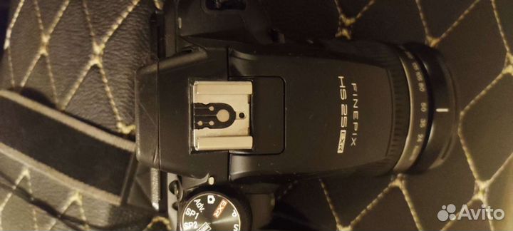 Цифровой фотоаппарат Fujifilm FinePix hs25exr