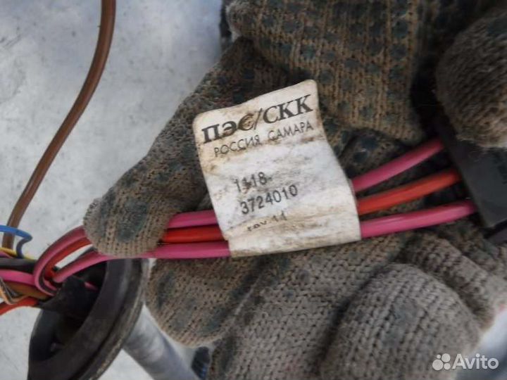 Коса подкапотная Лада Калина 21114 2007