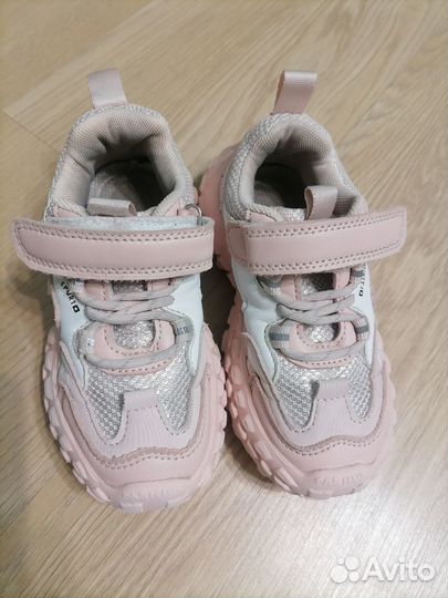 Кроссовки для девочки 26 размер