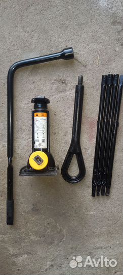 Комплект домкрат Ford