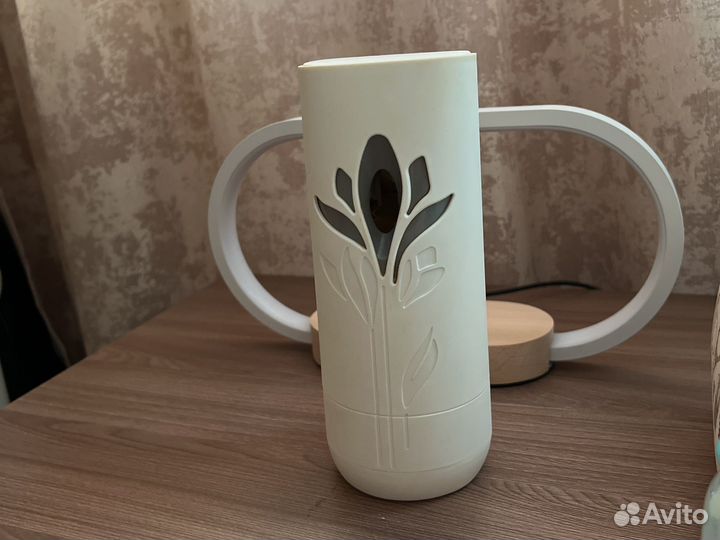 Автомат. распылитель освежителя воздуха AIR wick