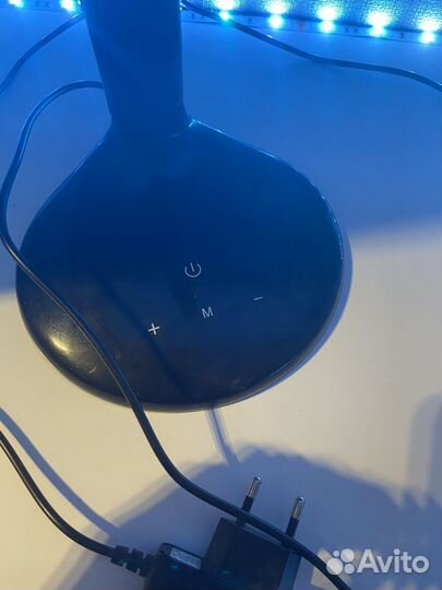 Лампа настольная