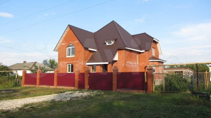 Коттедж 189,5 м² на участке 21,6 сот.