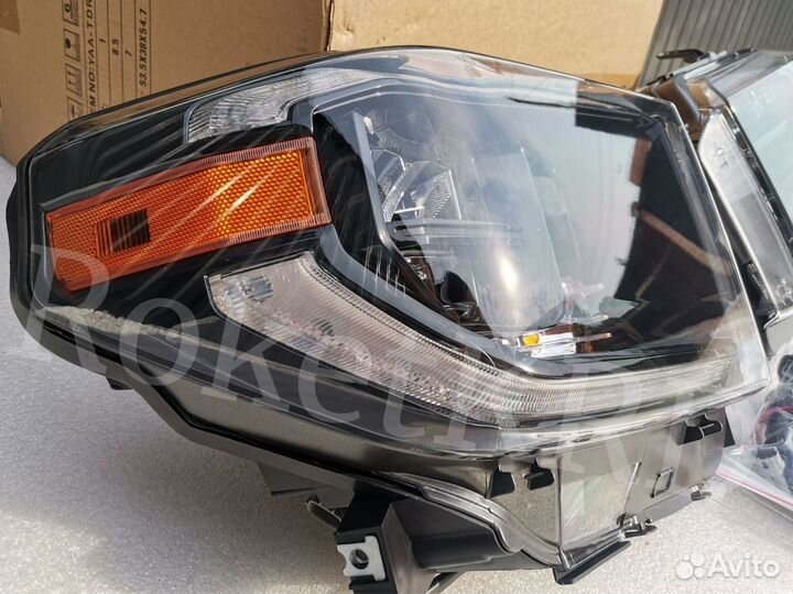 Фары Toyota Tundra с 2013 г LED в Наличии