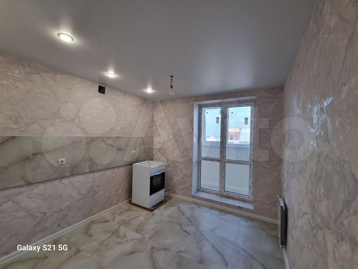 2-к. квартира, 49 м², 10/11 эт.