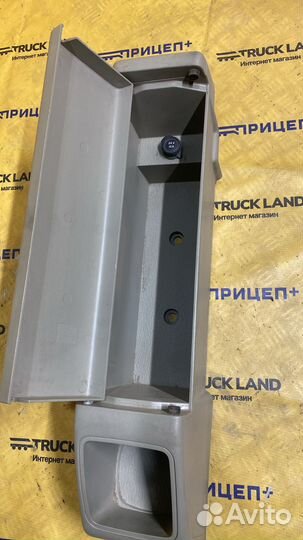 Подлокотник правый Volvo FH 4