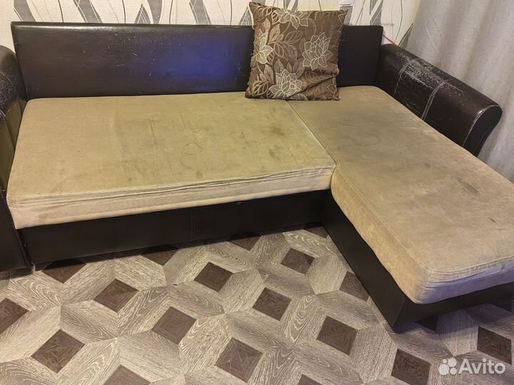 Большой угловой диван раскладной