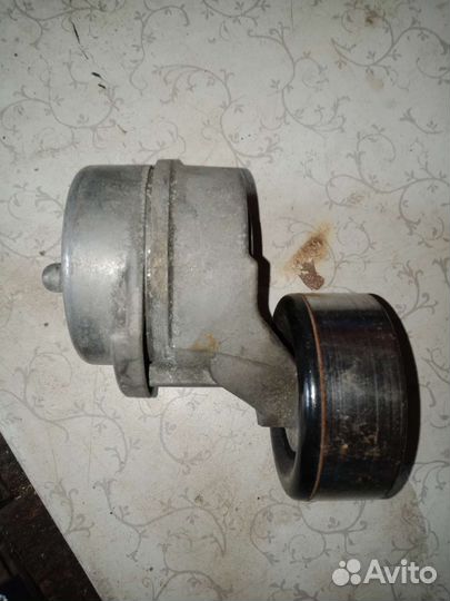 Натяжитель ремня хендай, киа