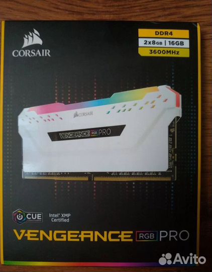 Corsair vengeance RGB PRO 16GB (2x8GB) DDR4 3600