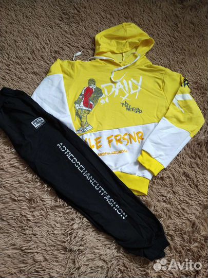 Спортивный костюм для мальчика 152