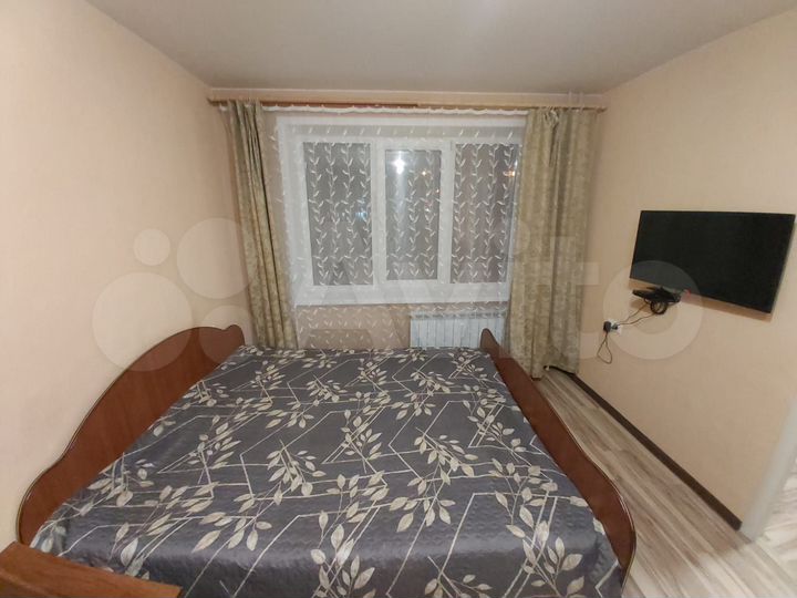 2-к. квартира, 43 м², 1/9 эт.