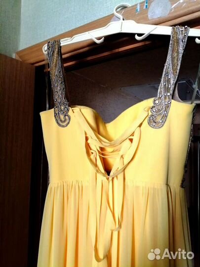 Вечернее платье