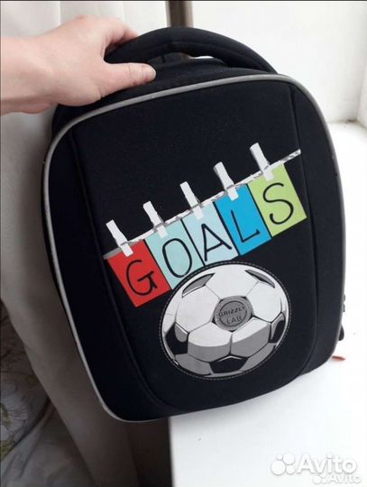 Рюкзак школьный