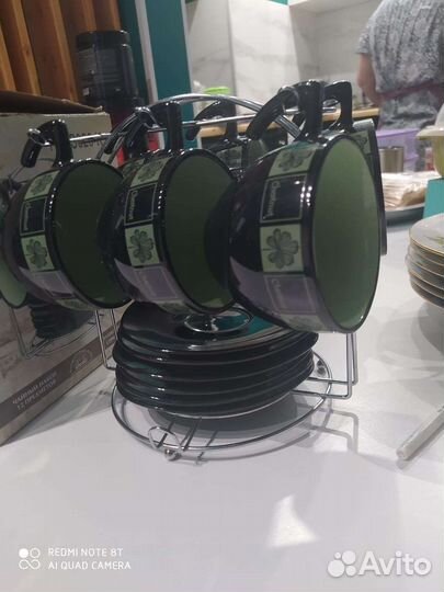 Чайные чашки с блюдцами