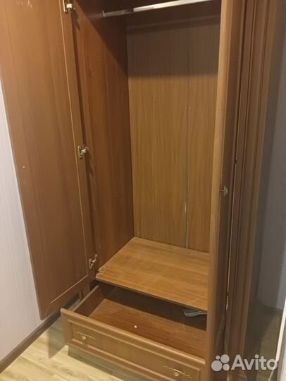 Шкаф для одежды бу