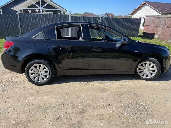 Chevrolet Cruze 1.8 AT, 2009, 152 300 км