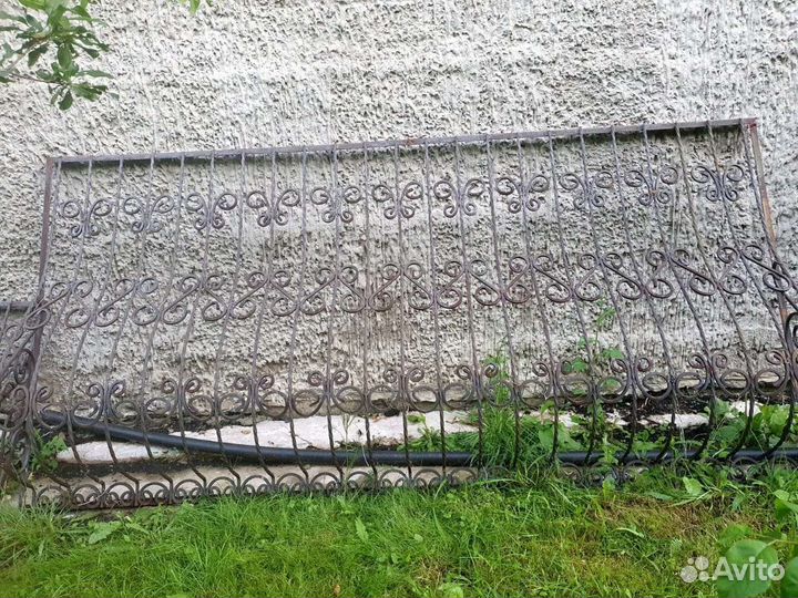 Кованые решетки на окна