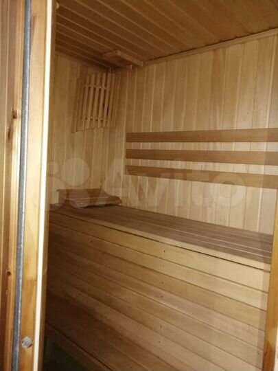 Коттедж 193 м² на участке 5 сот.