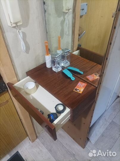 Зеркало настенное в прихожую бу