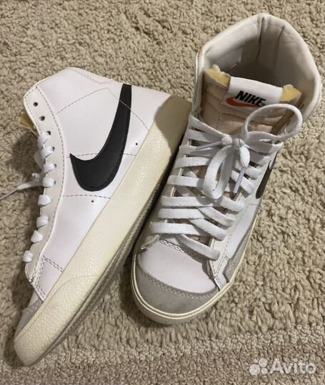 Nike blazer
