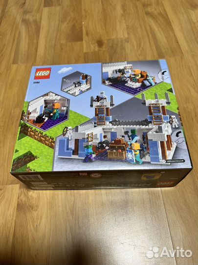 Конструктор Lego Minecraft 21186 Ледяной замок