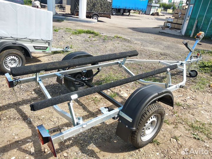 Прицеп легковой для гидроцикла лодки 3,8м