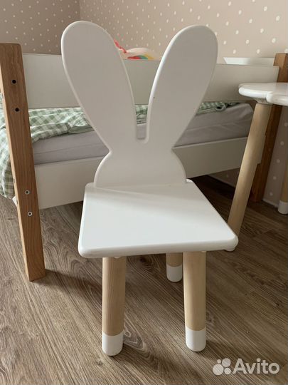 Детский стол и стул