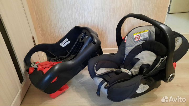 Детское автокресло люлька переноска Graco