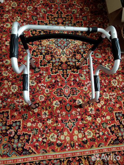 Ходунки для инвалидов