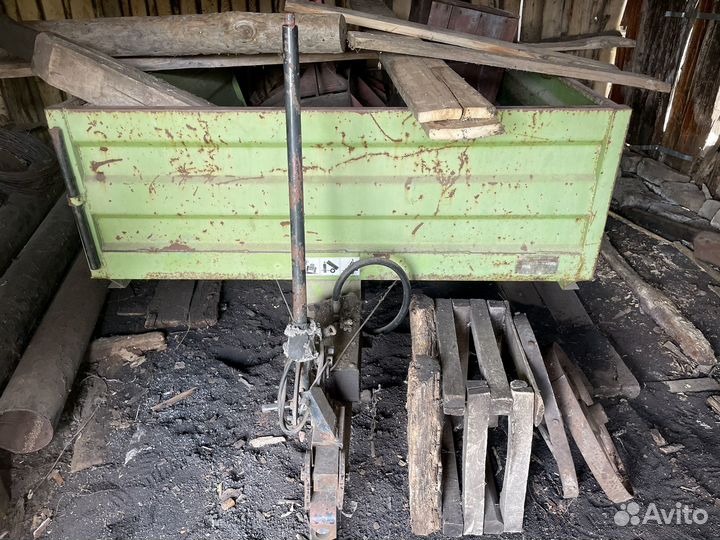 Прицеп тракторный