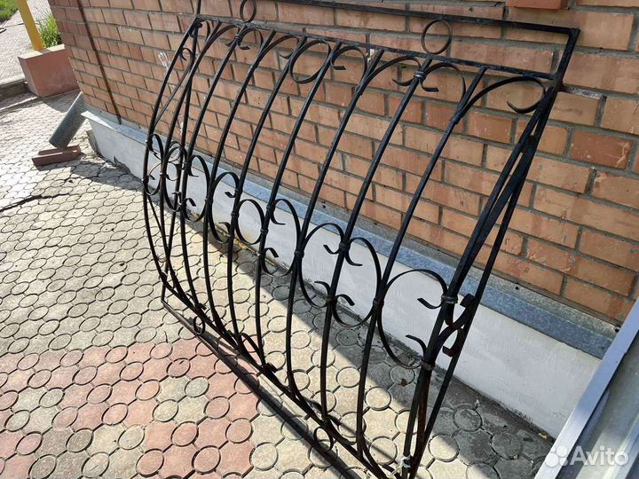 Кованые решетки на окна